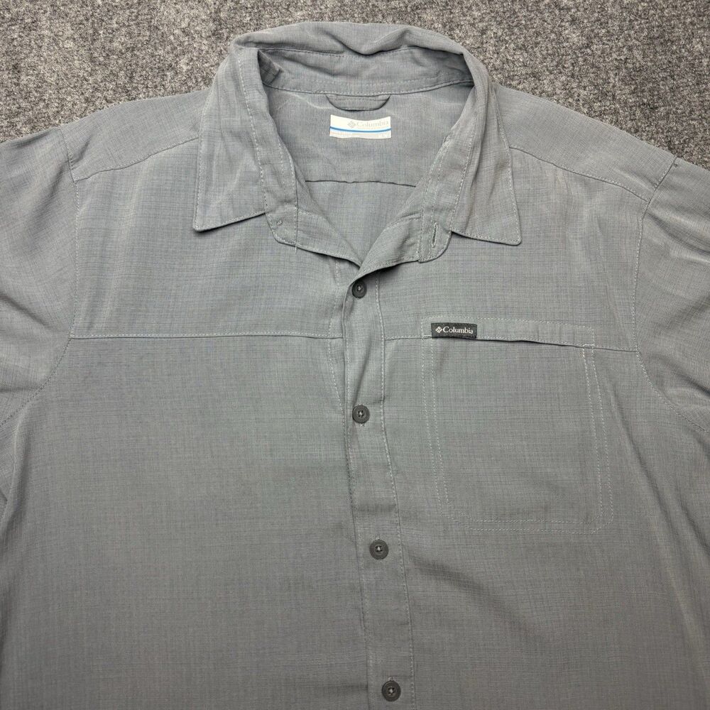 Columbia Sportswear Co Medium Gray Button Short Sleeve Shirt Polynosic Outdoor
